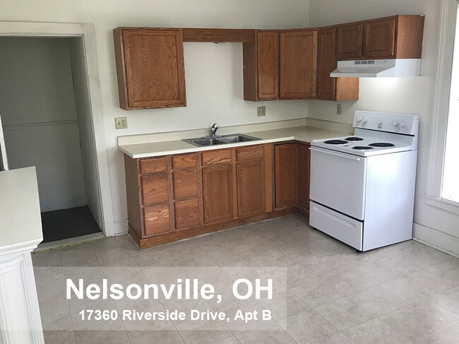 17360-B - 17360 Riverside Dr Unit Apt D