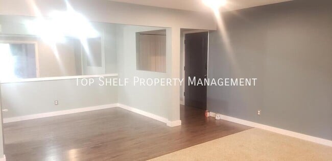 Photo - 9513 University Ave Unidad 8