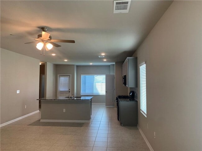 Photo - 214 Bent Creek Dr