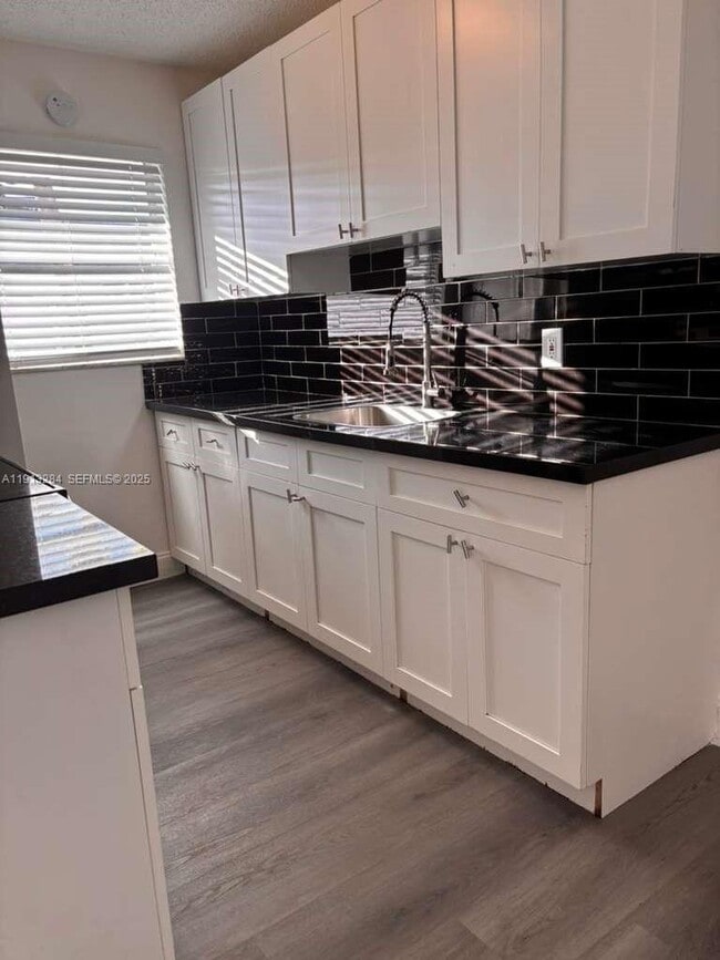 Photo - 405 SE 23rd Ave Unit B