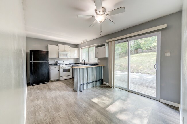 Photo - 7211 Wayles Dr