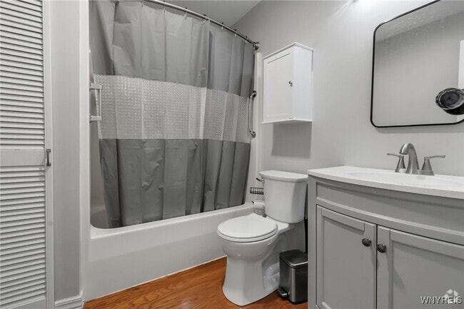Building Photo - 3058 E River Rd Rental