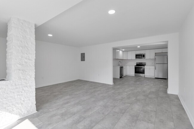 211 Summer St