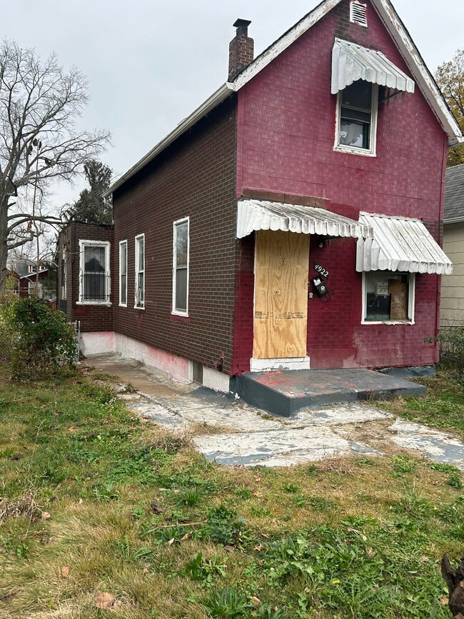 Photo - 4922 Davison Ave