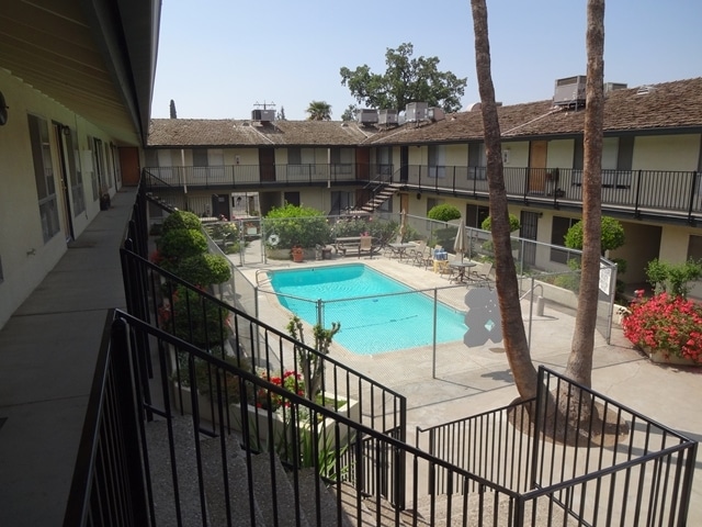 Tradewinds Apartments - Tradewinds Apartments