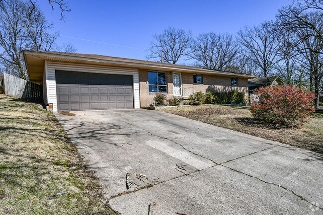 Building Photo - 1331 Starfield Rd Rental