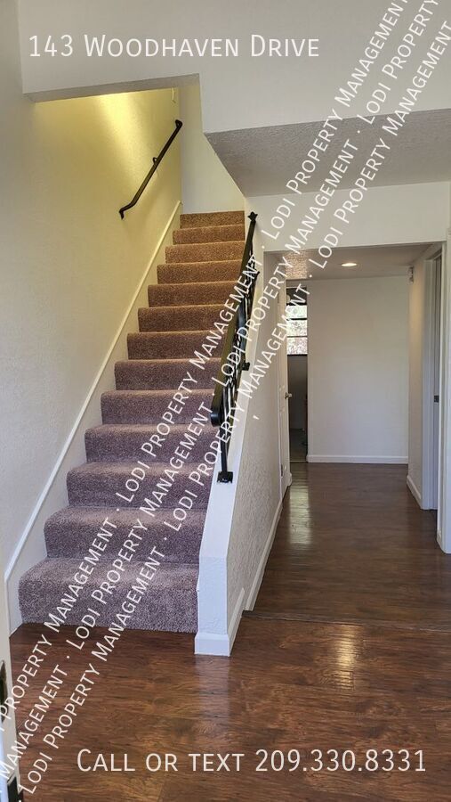 Photo - 143 Woodhaven Dr