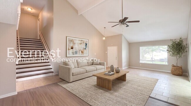 Photo - 2719 Meadowgrass Ln