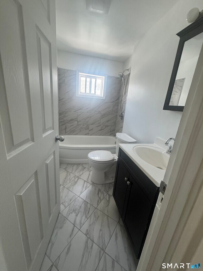 Photo - 744 Park St Unit 3rd Fl