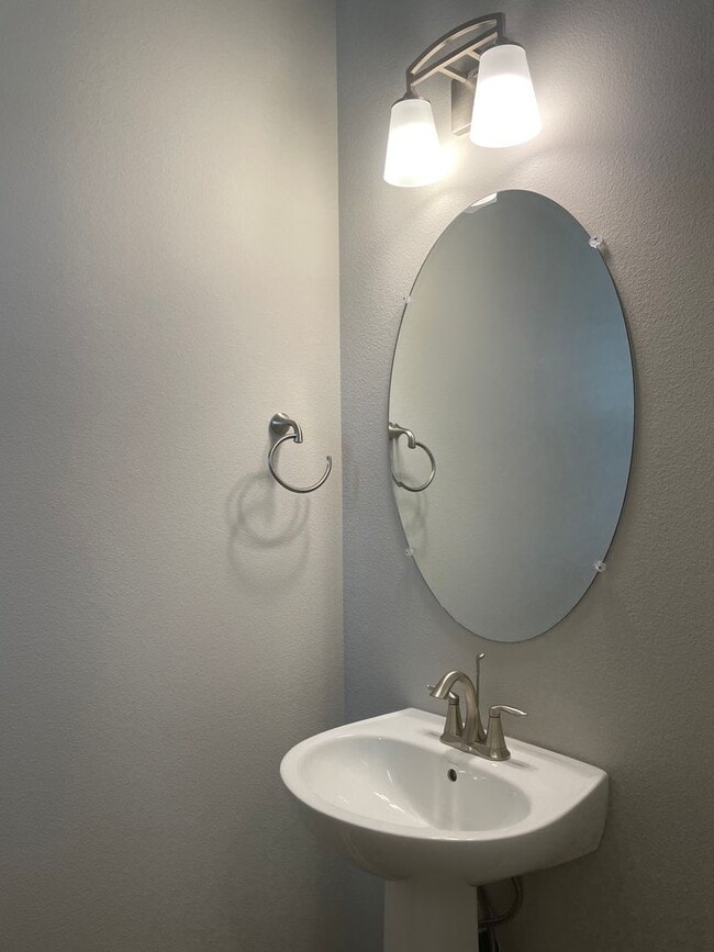 Photo - 4 Bed 2.5 Bath Home! Located near the Ridgefield Outdoor Recreation Center, equestrian facilities...