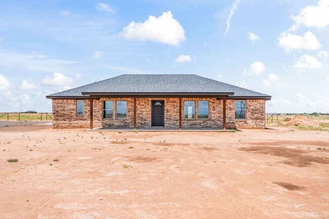 Building Photo - New Construction Home In Slaton ISD!