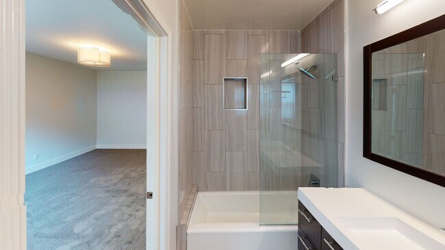 BWD - Bronwood Apartments