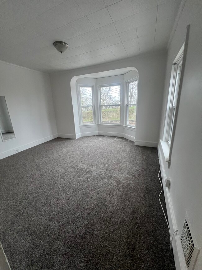 Fotografía del edificio - 739 N George St Unidad 2