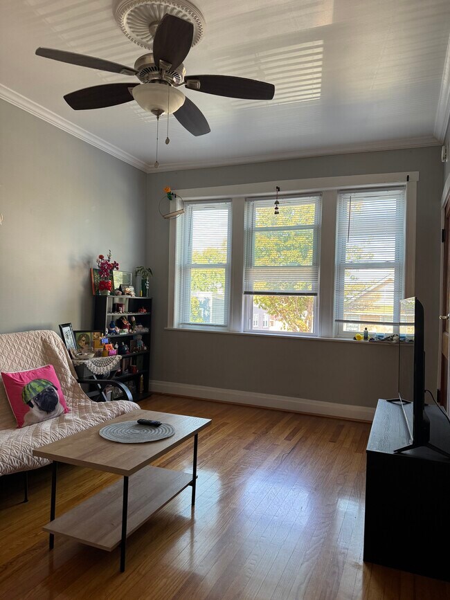 Photo - 2971 S Lyman St Unit 3