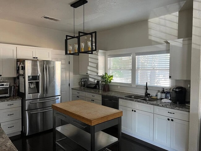 Photo - 1251 N San Pablo Ave