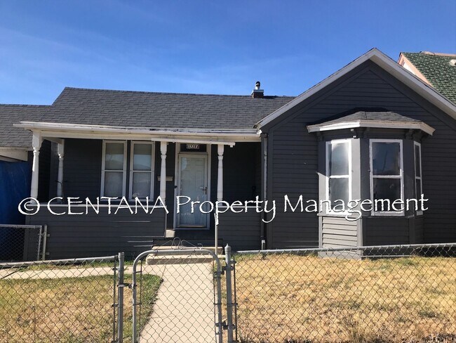 Centrally located 1 bedroom home with fenc... - Centrally located 1 bedroom home with fenc...