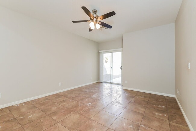 Photo - 5084 Tunnel Falls Dr