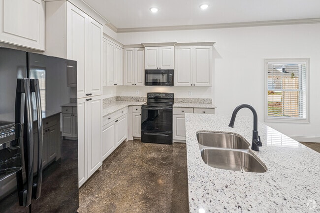 2BR, 2BA - 1,192SF - Kitchen
