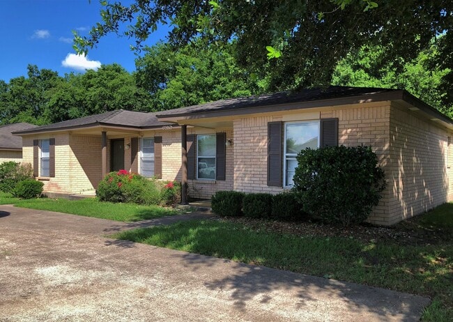 3612EL - 3612EL Apartment Unit B