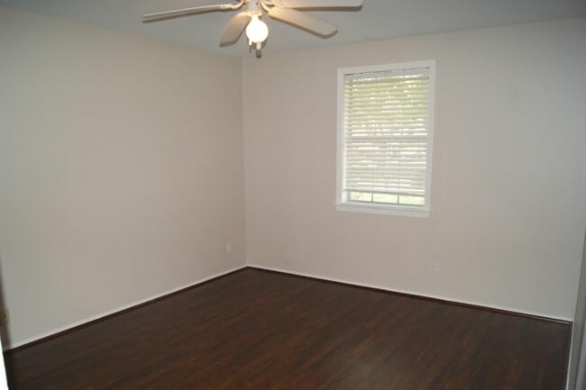 Photo - 5522 Dryad Dr