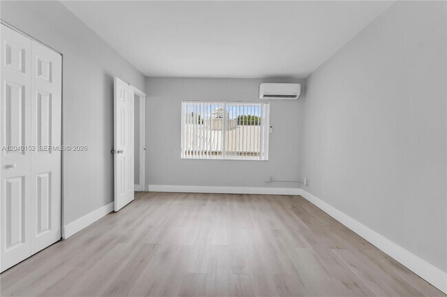 6647 SW 59th Pl Unit 202