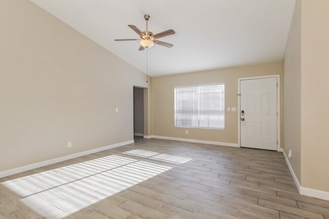 Photo - 10856 W Ruth Ave