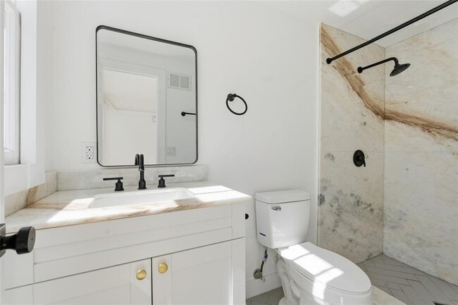 Photo - 326 6th Ave N Unidad 102