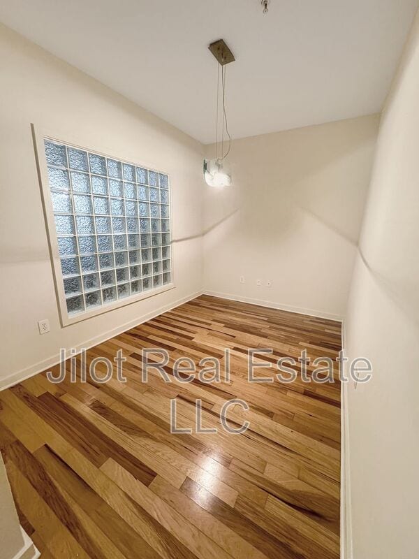 Photo - 390 17th St NW Unidad 2061