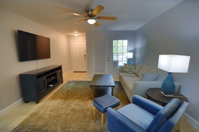 Photo - 8933 Manor Loop Unit 108