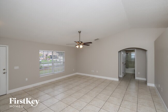 Photo - 914 Caligula Ave SE