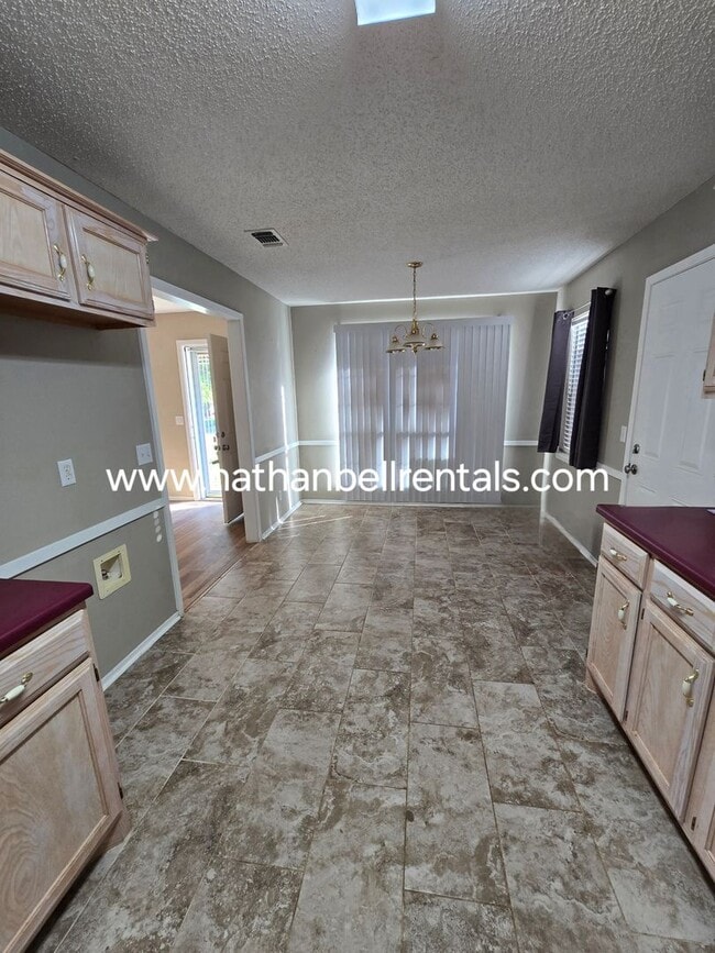 Photo - 2140 40th St SE