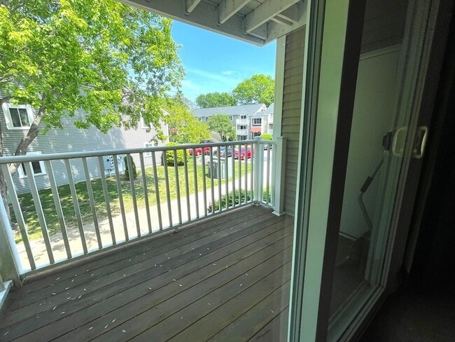 Photo - 36 Silver Hill Ln Unit 18