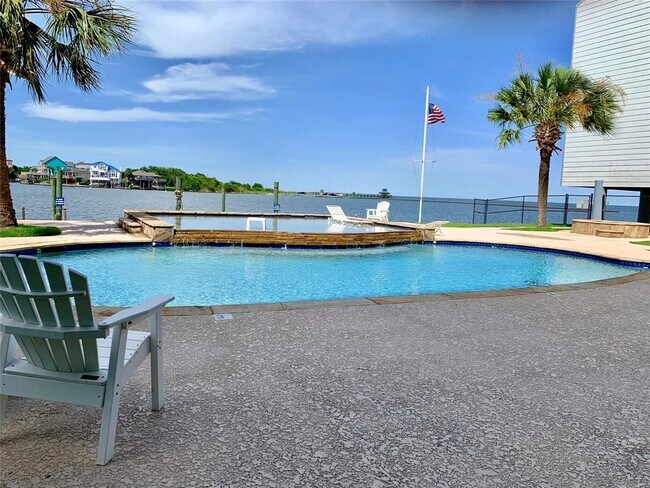 Photo - 560 Pleasure Island Blvd Unidad 209 Rental