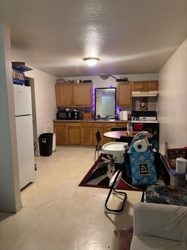 Photo - 1071 Kathryn Unit 4