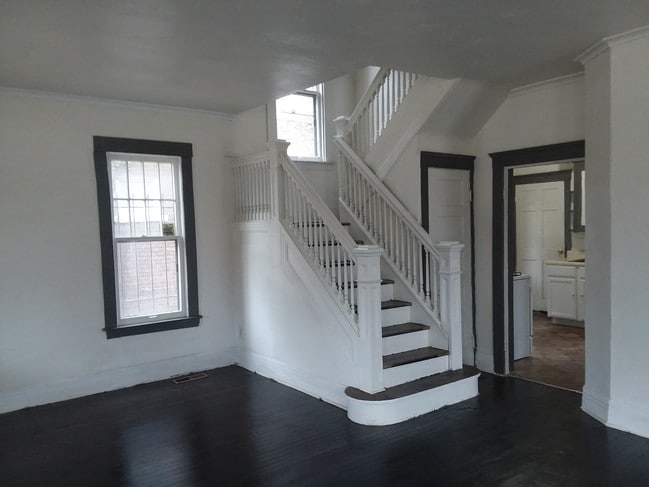 Photo - 158 Monterey St