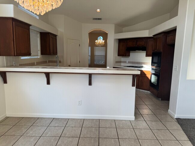 Photo - 2829 E Ryan Ave