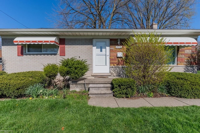 Photo - 25100 Marilyn Ave