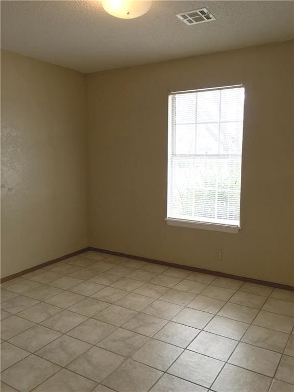 Photo - 1571 Shannon St