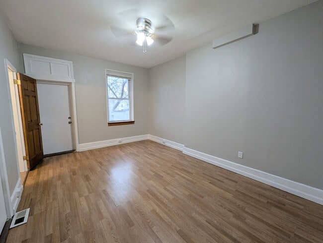 Photo - 3517 Giles Ave Unit 1