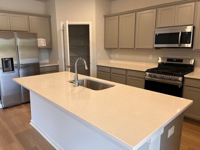 Photo - 127 Willow Rose Ln