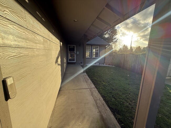 Photo - 13001 NE 89th St