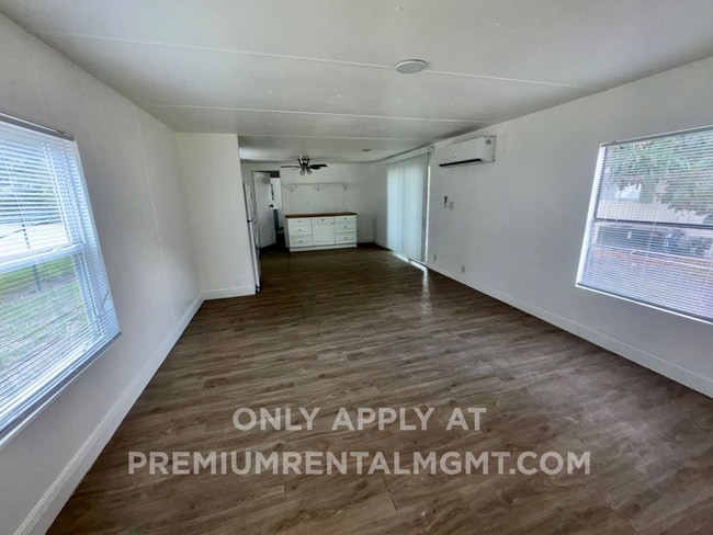 Photo - 1145 S Christiana Ave
