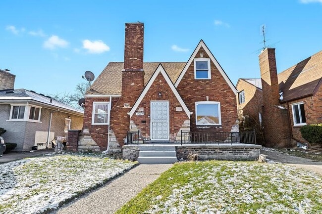 Building Photo - 18285 Snowden St