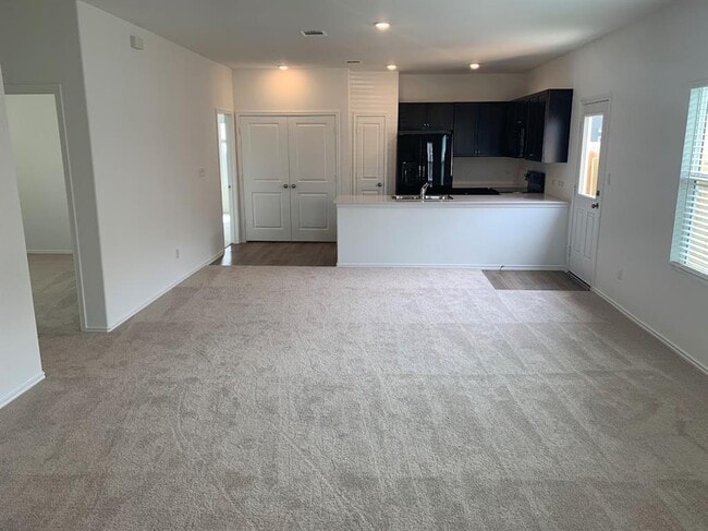 Photo - 427 Bullhead Rd
