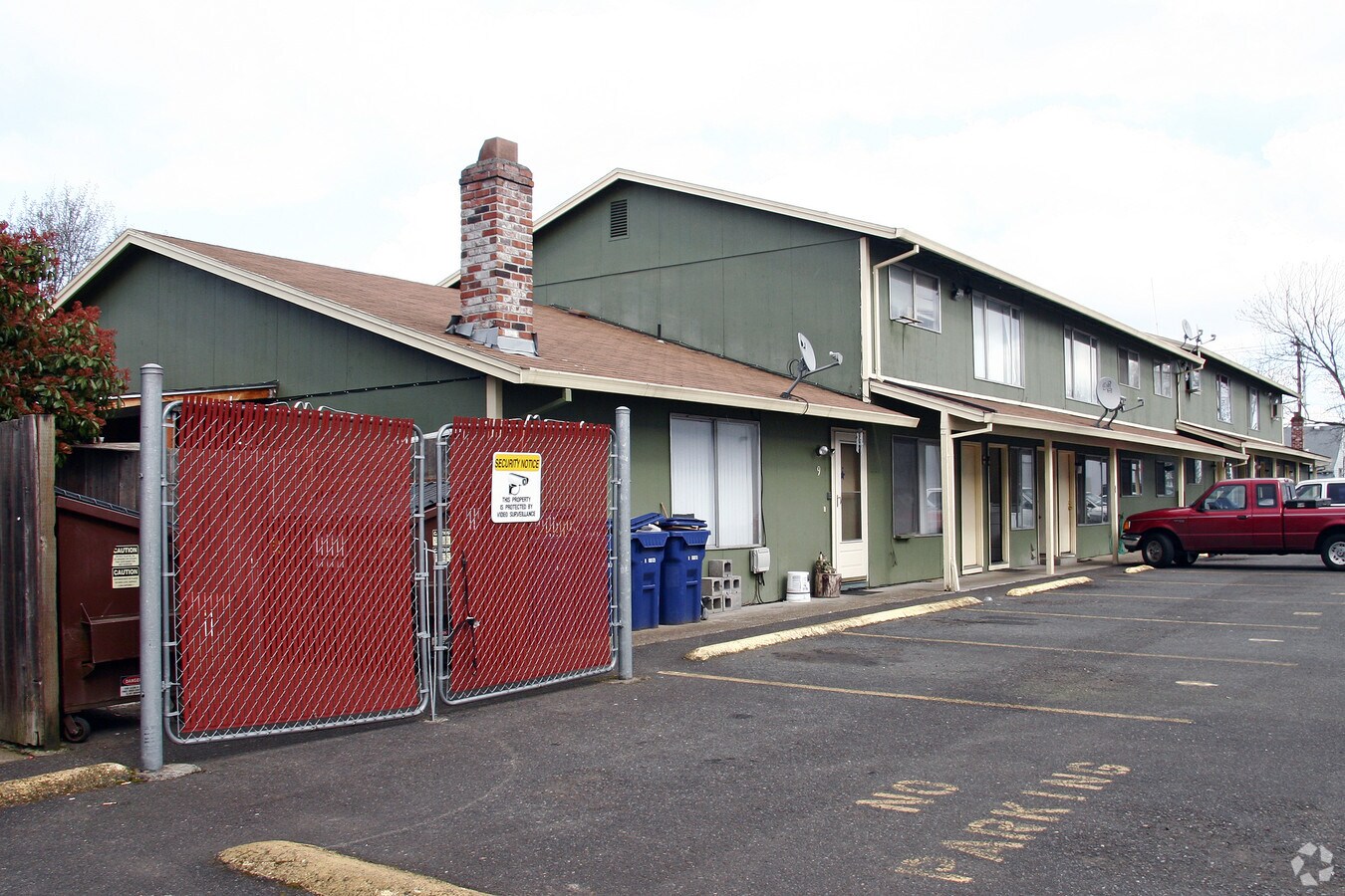 Maple Tree Apartments - Maple Tree Apartments