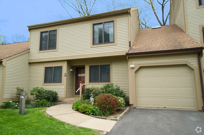 Building Photo - 21 Ashford Dr Unit 21 Rental