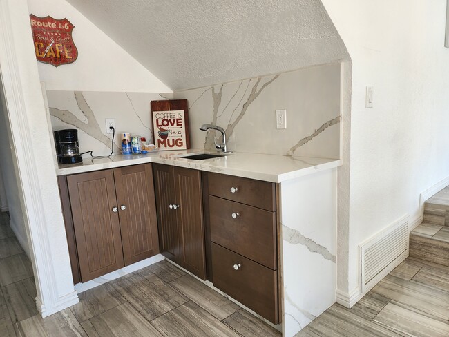 Photo - 3367 W Grandview Rd