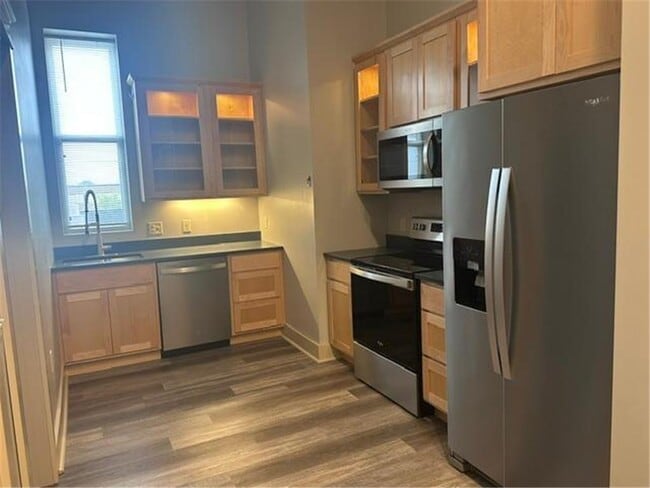 Building Photo - 119-112 2nd Ave NE Unit 3