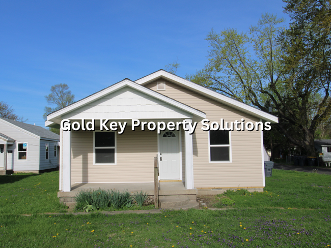 2 Bed 1 Bath Home For Rent W/ Covered Fron... - 2 Bed 1 Bath Home For Rent W/ Covered Fron...