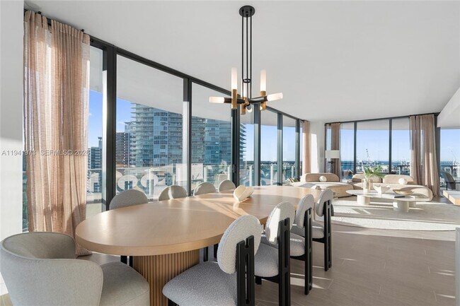 500 Alton Rd Unit 2101/02